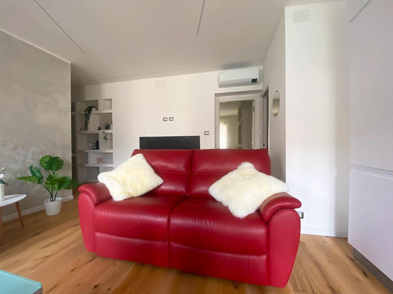Blucavana, Casa Vacanze In Centro A Trieste Eksteriør bilde